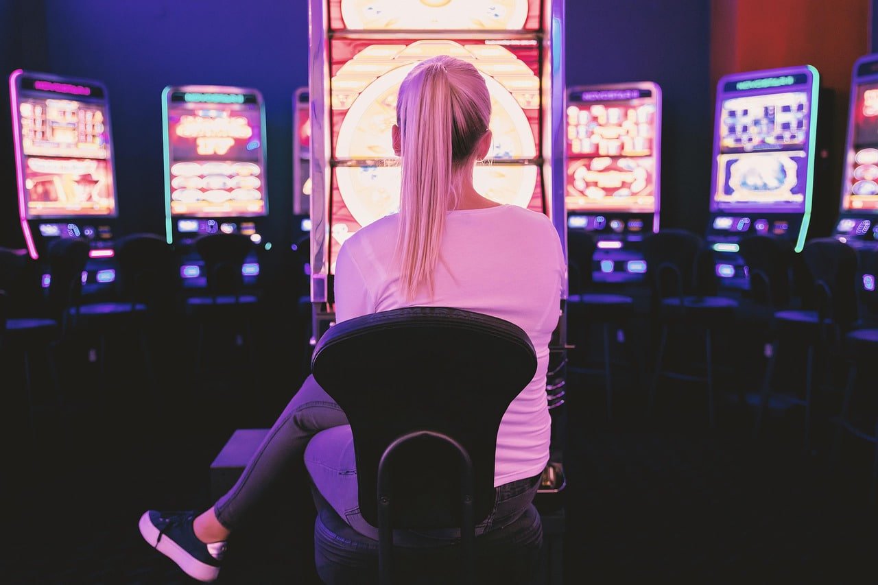 wow five Live Casino